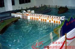 ���铌�U�ӑB(t��i)���挍Ӗ(x��n)ģ��